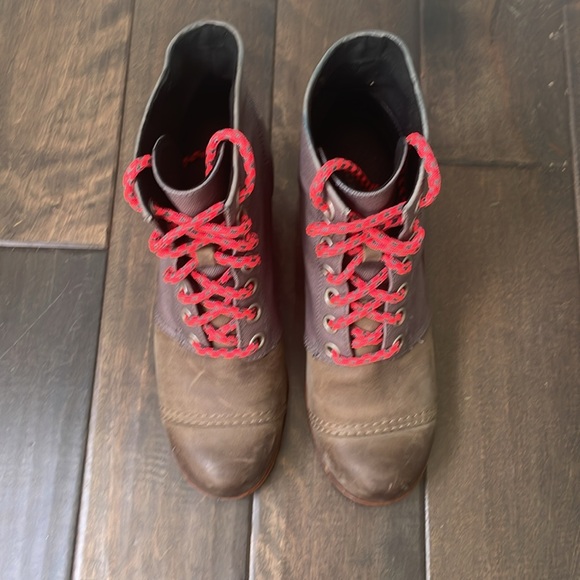 SOREL PDX Wedge Bootie - Picture 2 of 9